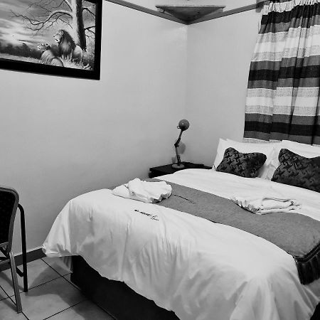 My House Guest House Pretoria-Noord Buitenkant foto